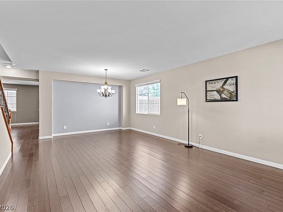 5th image of 133 Bear Coat Ct