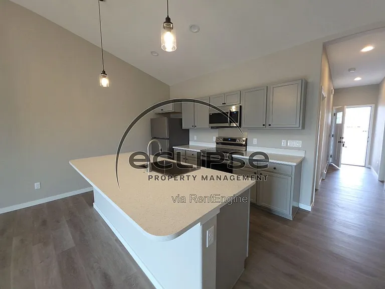 501 Washington Ave — Photo 1