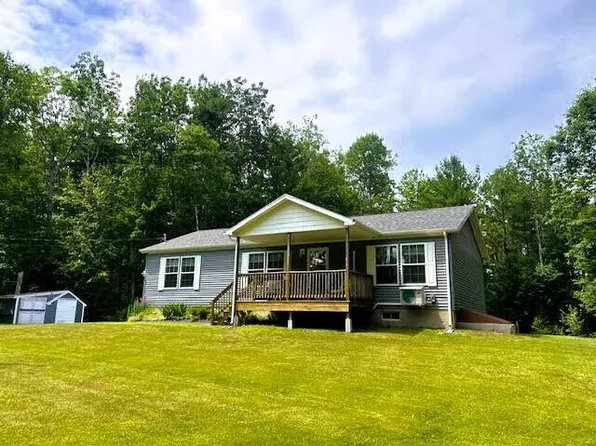 28 Back Searsport Road, Belfast, ME 04915