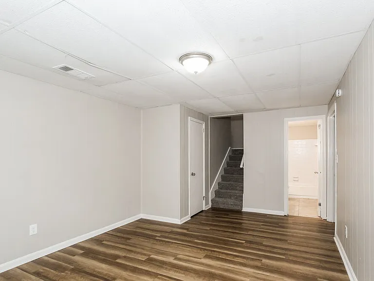 428 Willow Ln — Photo 14