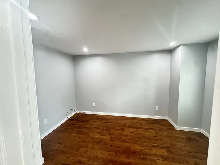 48 Charterhouse Ave — Photo 4