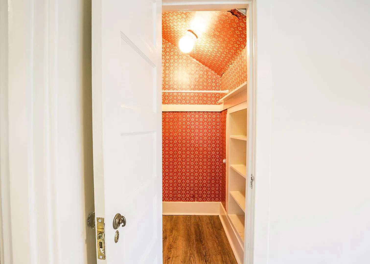 Coming soon! Great upstairs duplex unit in East Nashville-walk to Rosepepper Cantina! — Photo 3