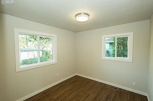18641 NE Everett Ct — Photo 14