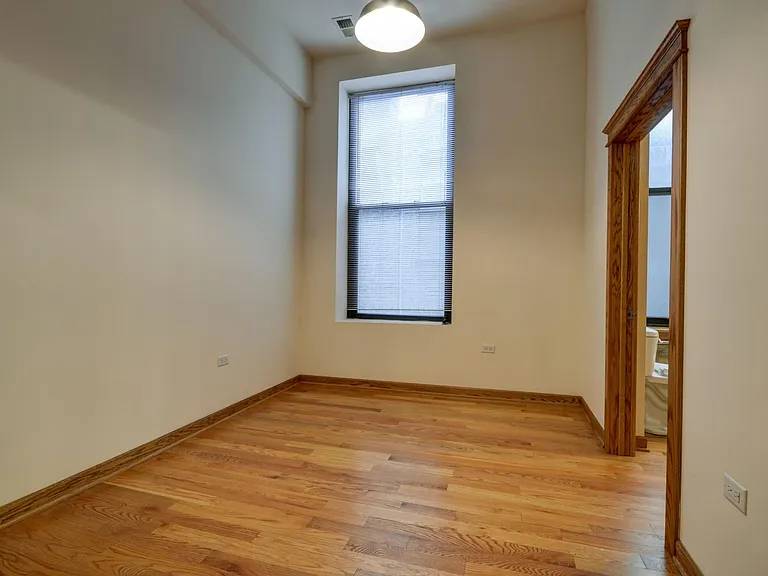 123 N Jefferson St #2R — Photo 5