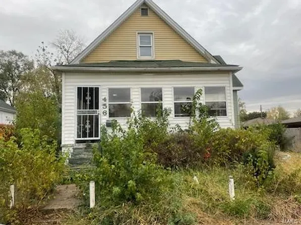 456 N 25th St, East Saint Louis, IL 62205