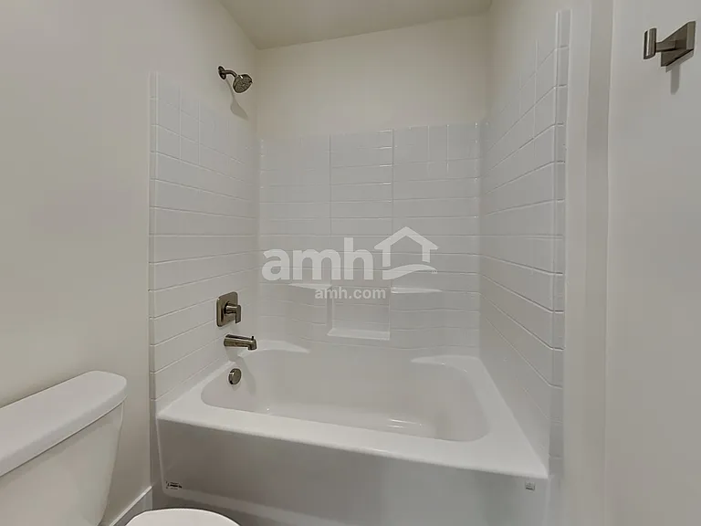 1067 Jillian Ave — Photo 15
