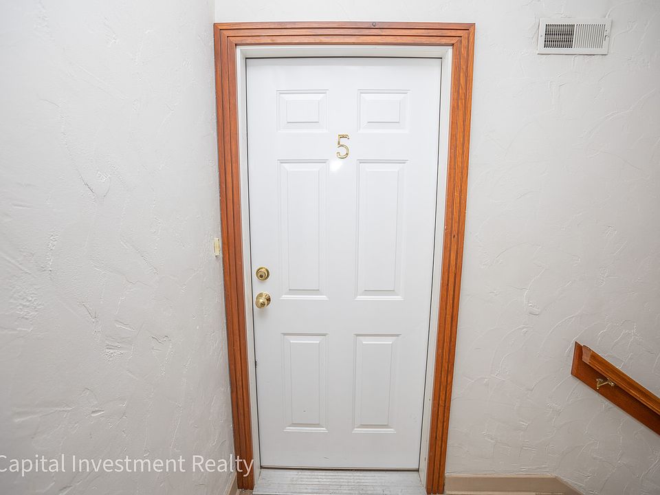 1st image of 201 W McCarty St #11332417