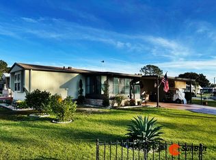 76 Lavender Ln, Eustis, FL 32726