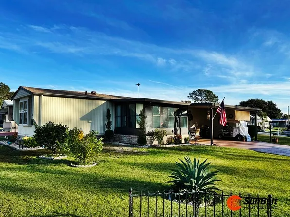 76 Lavender Ln, Eustis, FL 32726