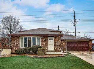 9113 Westwood Dr, Orland Hills, IL 60487
