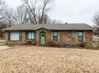 4010 Pond St, Van Buren, AR 72956