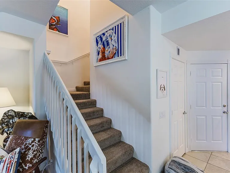 1564 Napoli Dr W — Photo 13