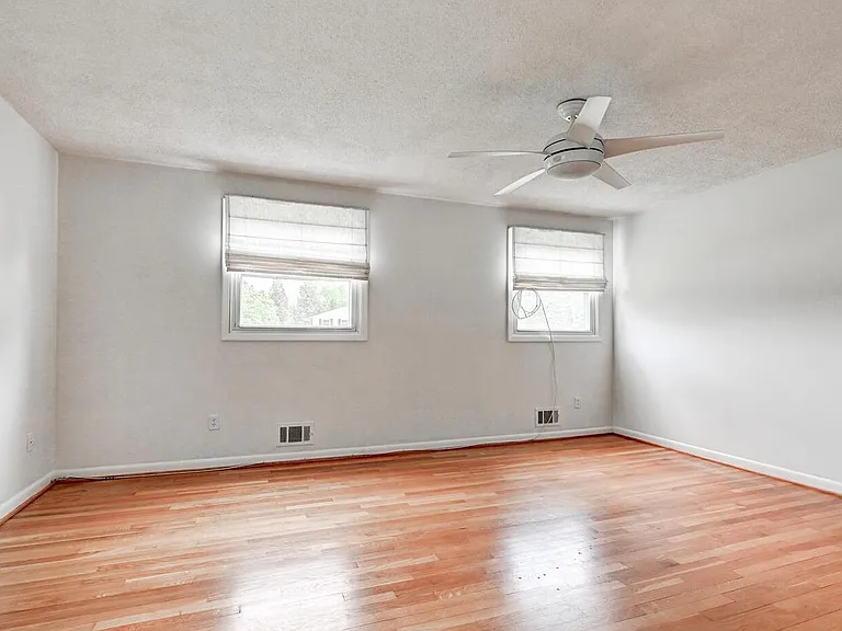 206 Dunbeath Ct — Photo 12