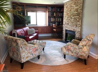 32 Great Gorge Ter, Vernon, NJ 07462