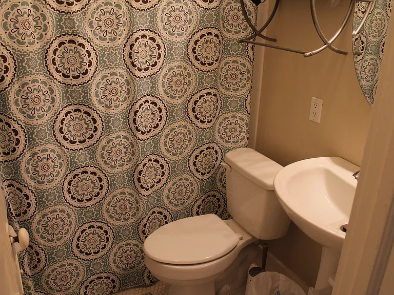 43 Vick Park #8 — Photo 5