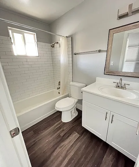 8503 N 59th Ln #9 — Photo 2