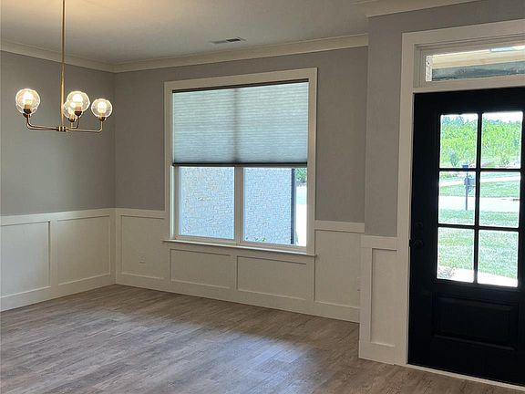 3rd image of 232 Mulligan Ln