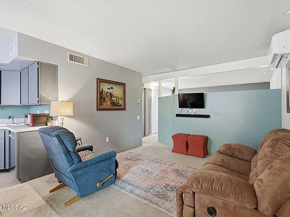 3rd image of 1091 S Calle De Las Casitas