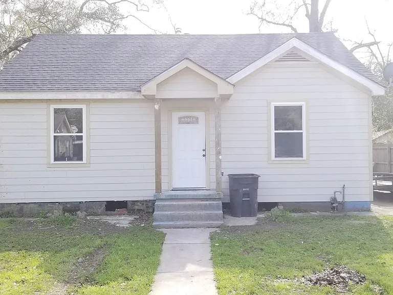 3888 Charles St — Photo 25