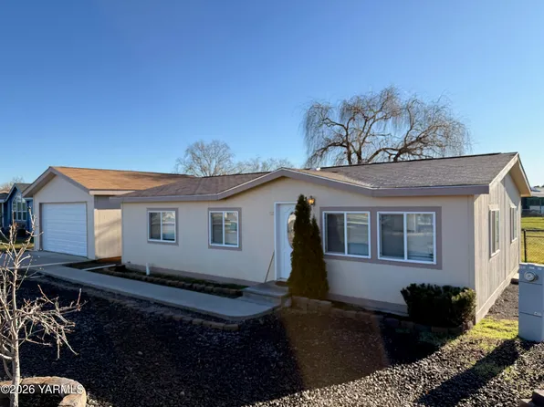 3701 Gun Club Rd Unit 152, Yakima, WA 98901