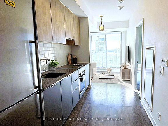 5th image of 120 Parliament St #1709