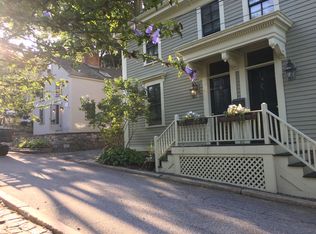 4 Burrs Ln #6, Providence, RI 02904