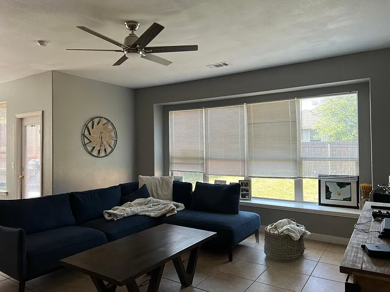 641 Shotwell St — Photo 2