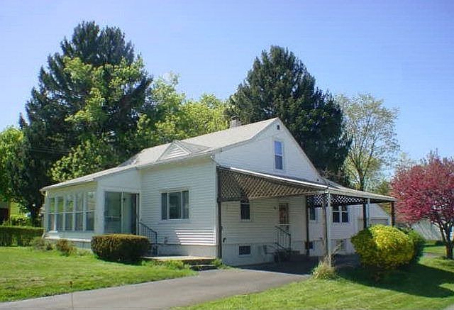 1st image of 105 Nancy St