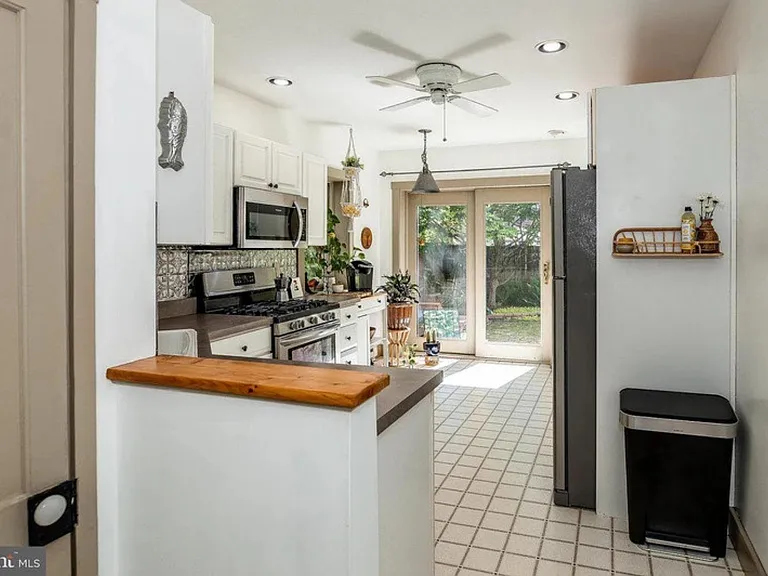 234 E Lemon St — Photo 11