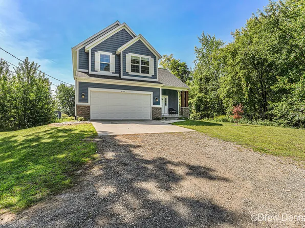640 Nine Mile Rd NW, Comstock Park, MI 49321