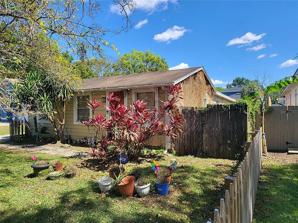 1st image of 2427 S BROWN AVENUE