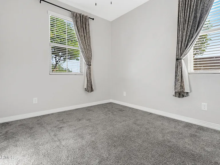 24194 W Whyman Ave — Photo 19