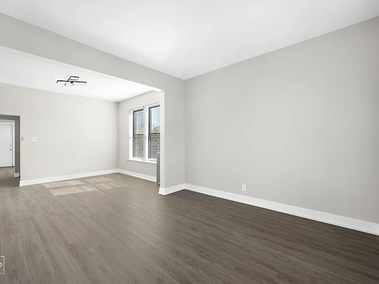 447 N Austin Blvd — Photo 6