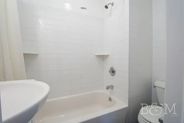 Rented by Brick&Mortar | media 11