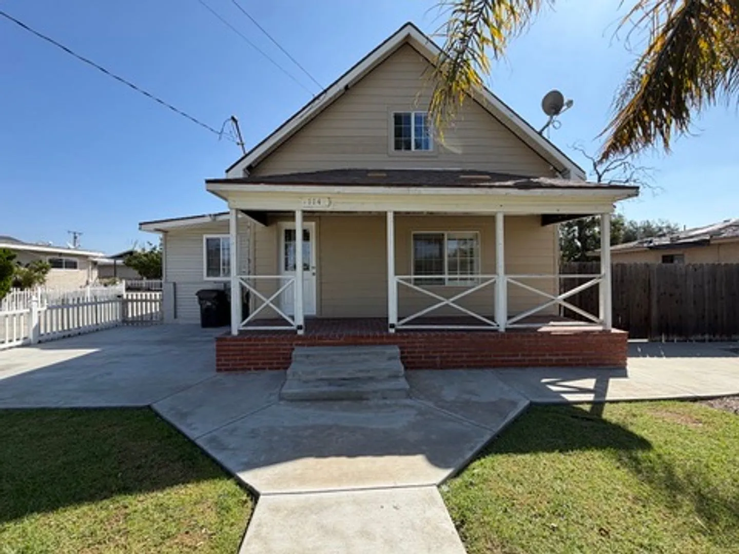 114 N 12th Avenue — Photo 3