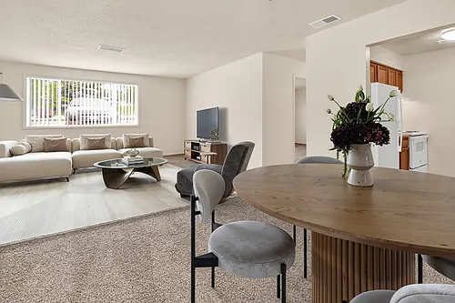 Kimberly Club Apartments Photo 1