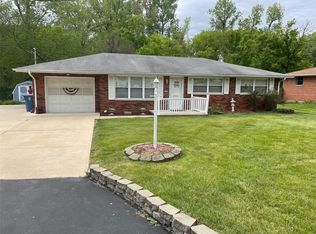 3305 Mission Rd, Alton, IL 62002