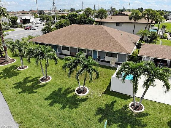 3rd image of 4805 SW 8th Pl APT 101B