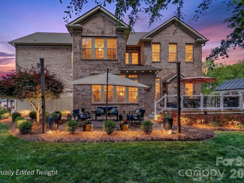 1st image of 7835 Sand Trap Ln