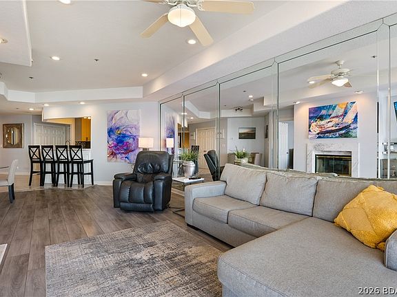 4th image of 204 Emerald Bay Dr #2B