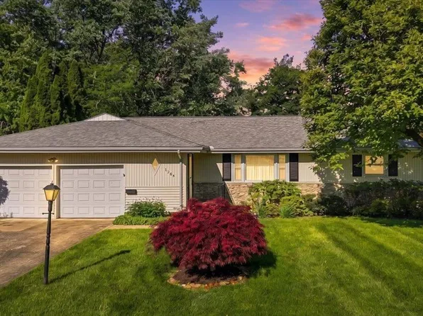 1209 N Mulberry St, Mount Vernon, OH 43050