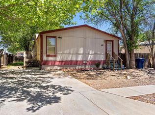 1150 Los Christantemos Dr SE, Los Lunas, NM 87031
