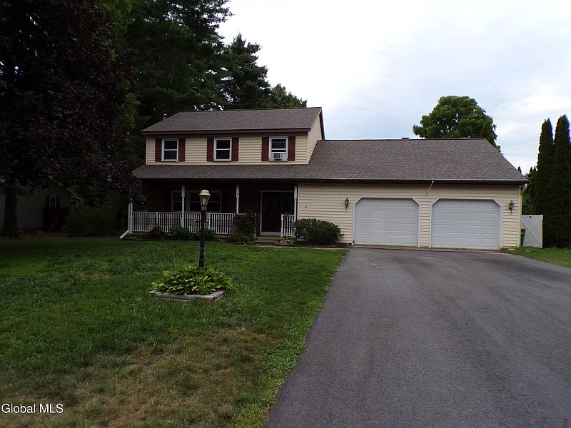 3rd image of 15 Heinrick Street