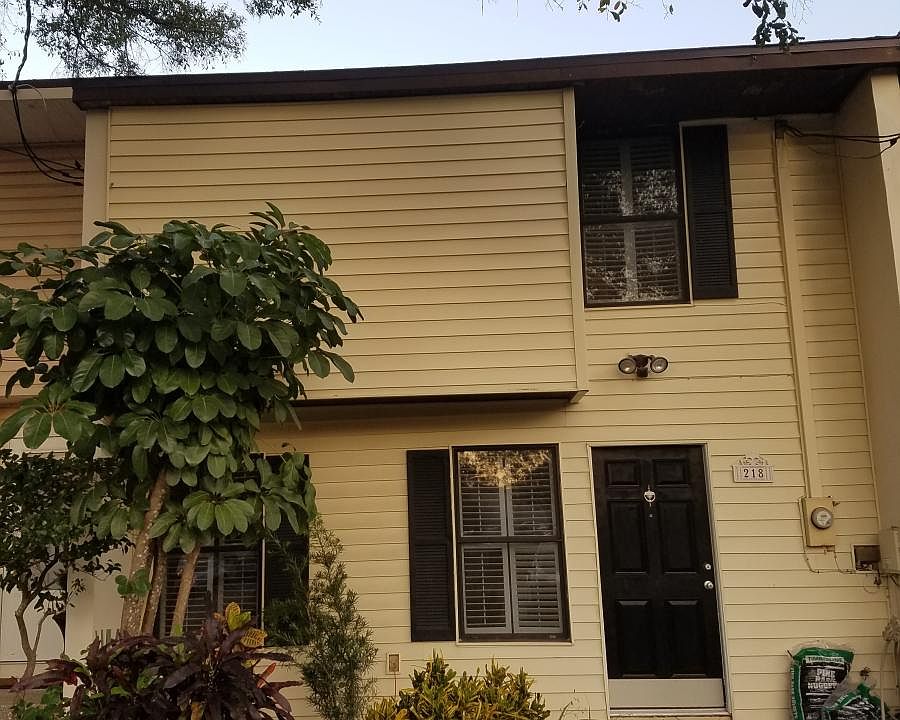 1st image of 218 S Malcolm Ct