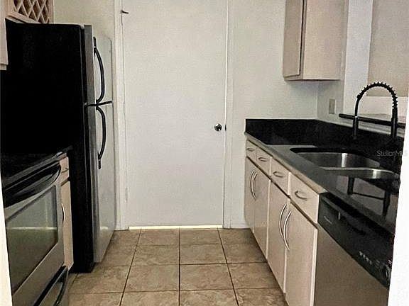 5th image of 7280 Westpointe Blvd APT 828