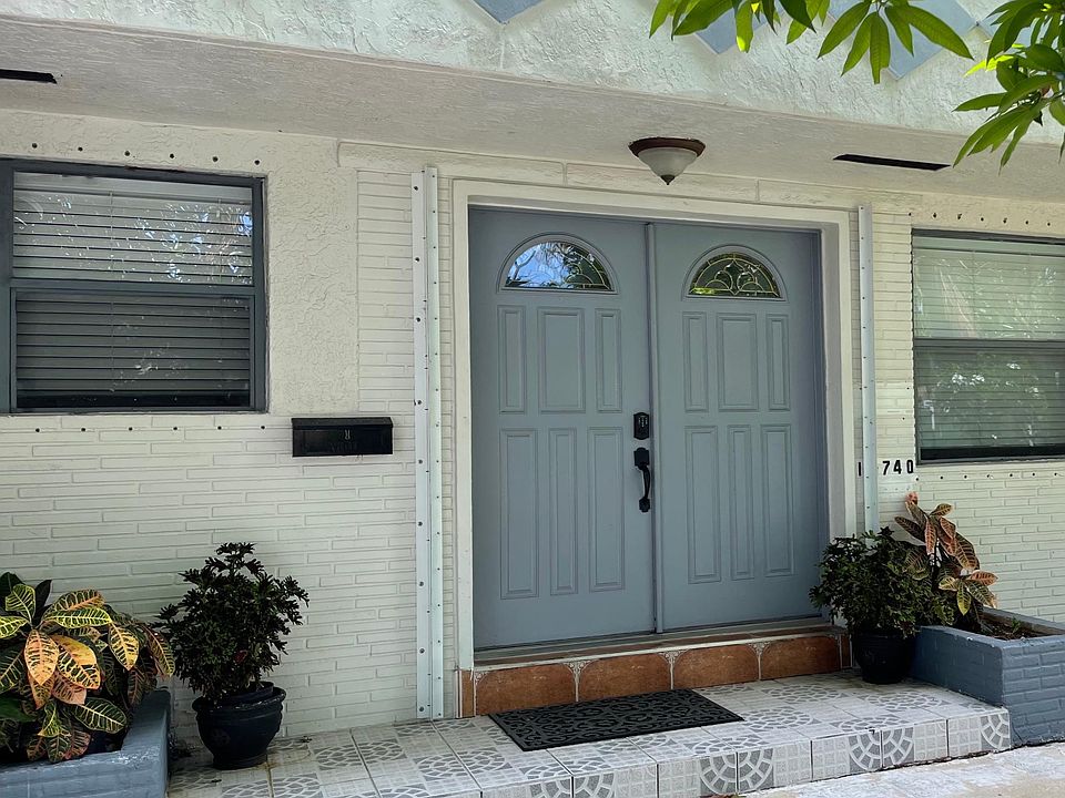 Entrance to property