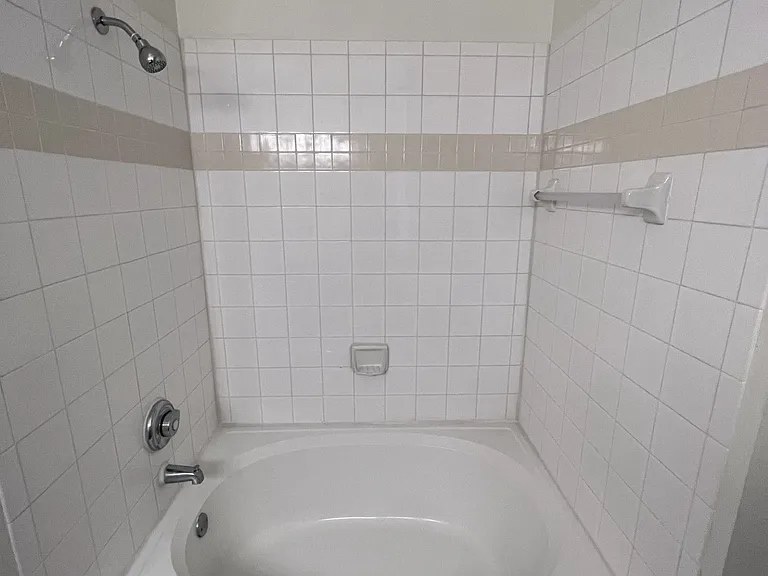 Wesley St. James Apartments at Sandy Springs — Photo 187