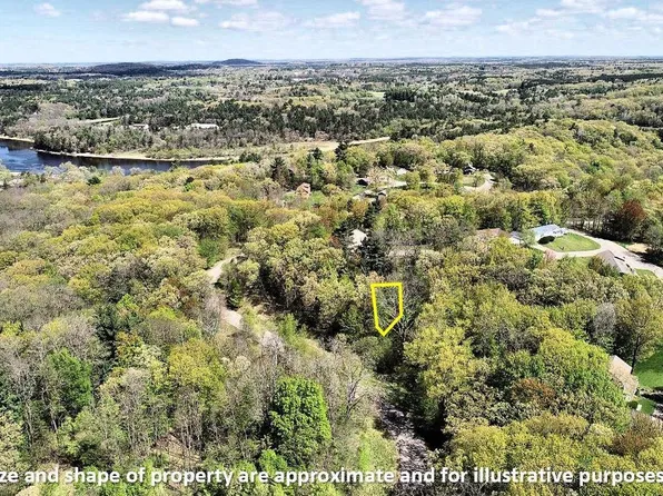 31 Eagles Nest #31, Baraboo, WI 53913