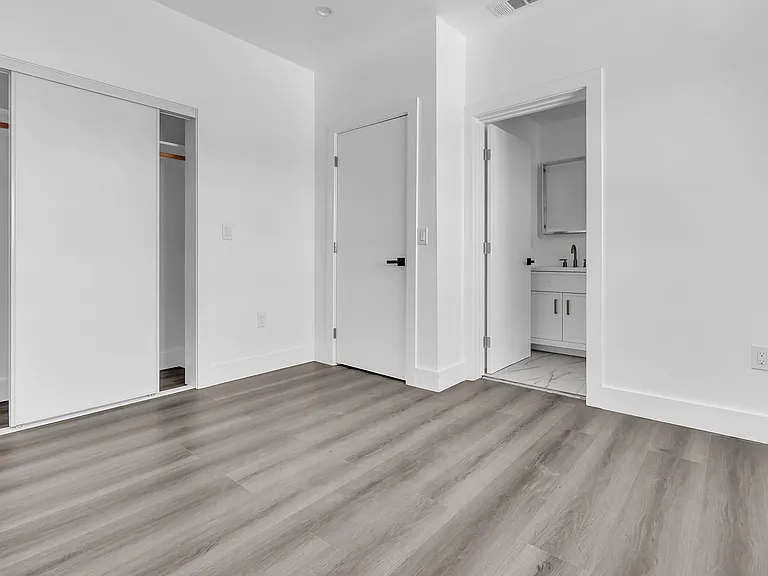 1571 Ricardo St #3 — Photo 6