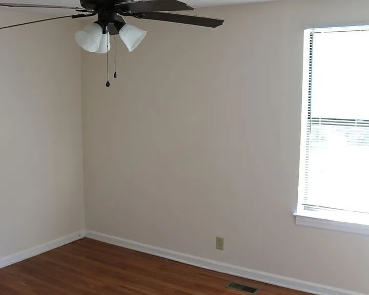 3725 Willow Creek Rd — Photo 12